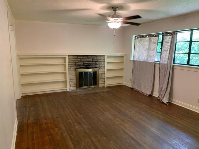 Building Photo - 4428 Gillis St