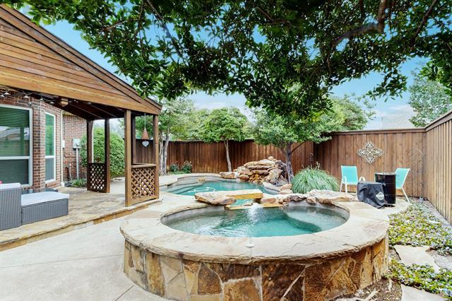 Building Photo - 6916 Arvida Dr