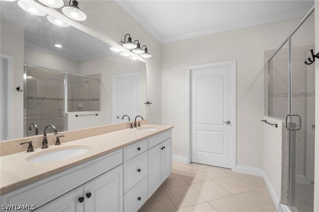 Building Photo - 6934 Avalon Cir