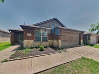 Building Photo - PERFECT HOME IN PRINCETON!