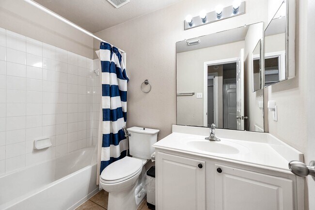 Building Photo - 12415 Oriole Lake Way