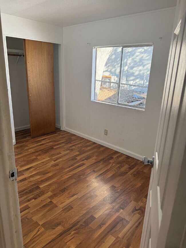 Building Photo - Spacious Mobile Home for Rent – NEW heatin...