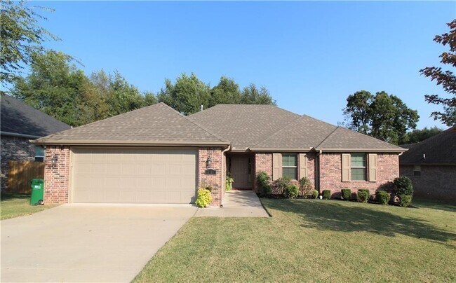 Primary Photo - 4027 Benjamin Ln
