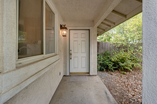 Building Photo - 6115 Brahms Ct
