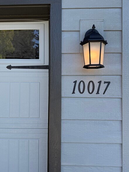 Building Photo - 10017 E Mission Ave