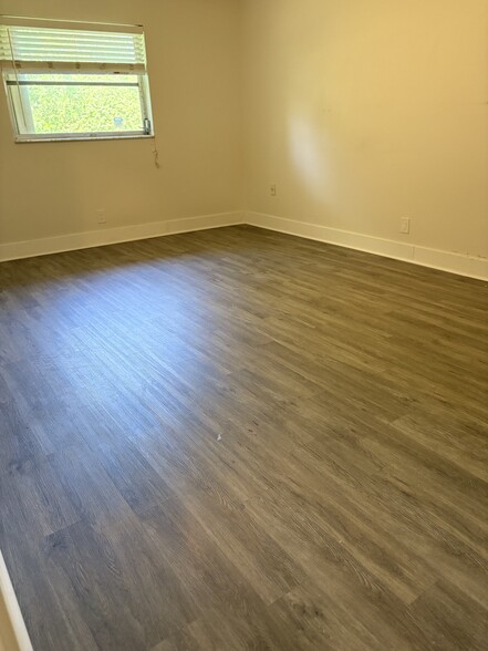 Building Photo - 14215 Campanelli Dr