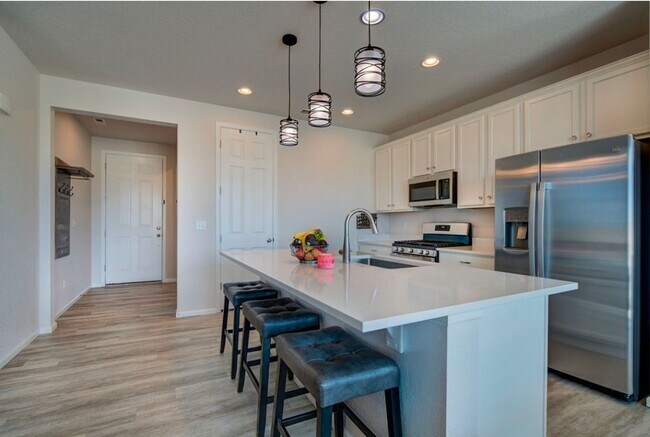 Building Photo - 8262 Buffalo Horn Dr