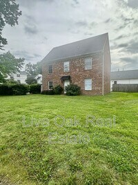 Building Photo - 1606 Parks Ave