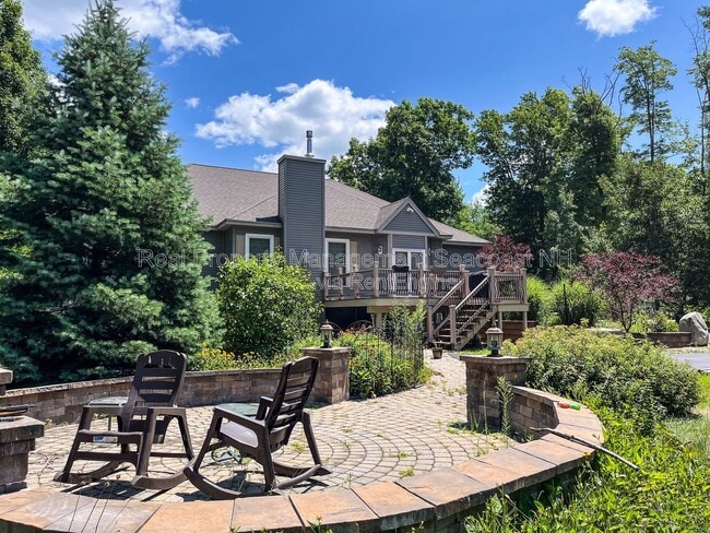 Building Photo - 37 French Cross Rd