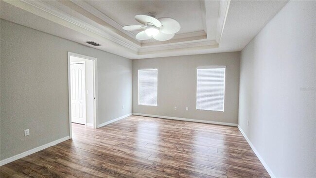 Building Photo - 3519 Kenwood Crossing