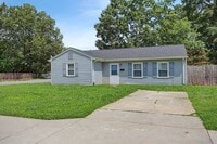 Building Photo - Updated 3-Bedroom Ranch with Fenced Yard!