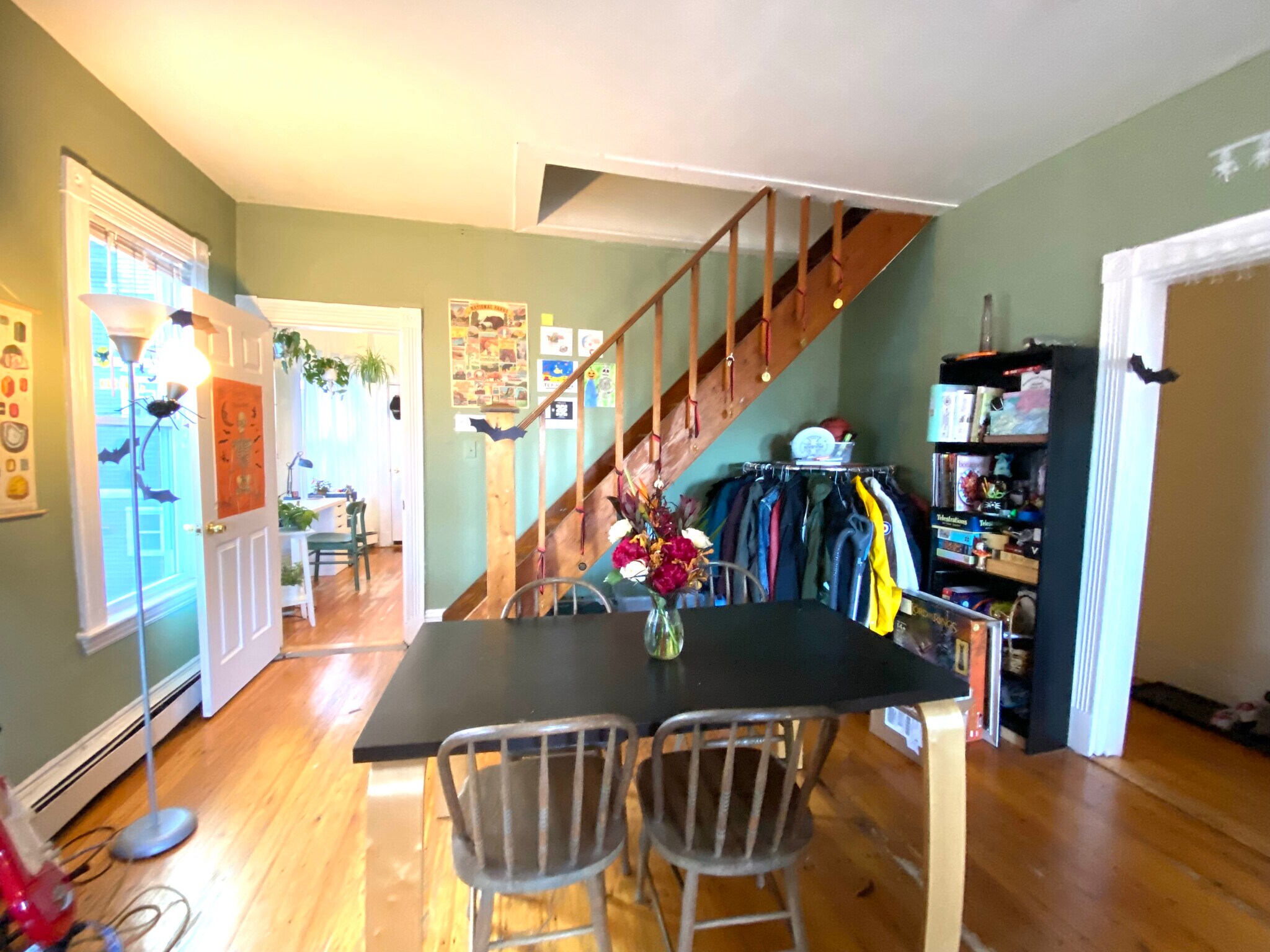 Building Photo - 168 Hillside St