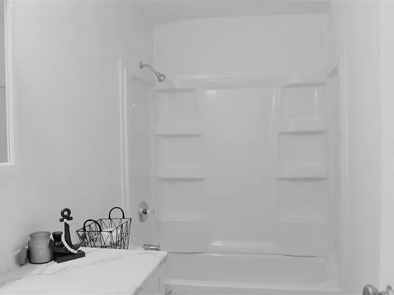 Building Photo - 1421 N Adams St