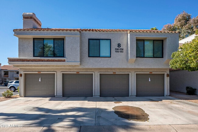 Building Photo - 10115 E Mountain View Rd