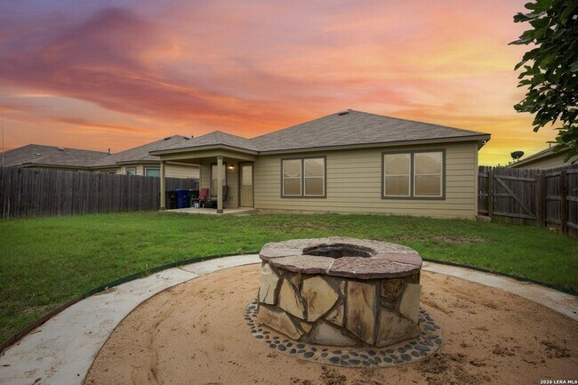 Building Photo - 10771 Francisco Way
