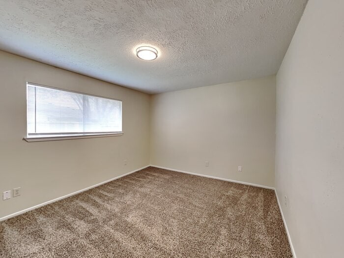 Building Photo - 14114 Fleur De Lis Blvd