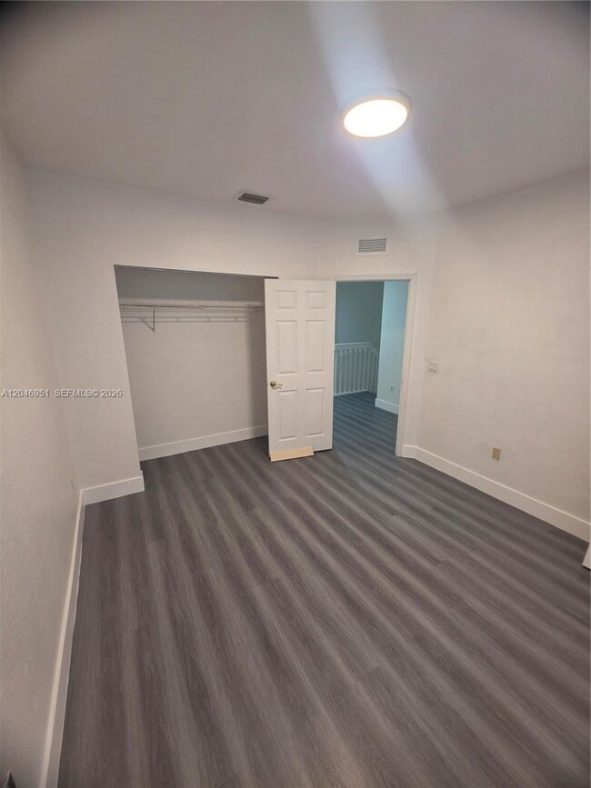 Building Photo - 2532 SW 85th Terrace