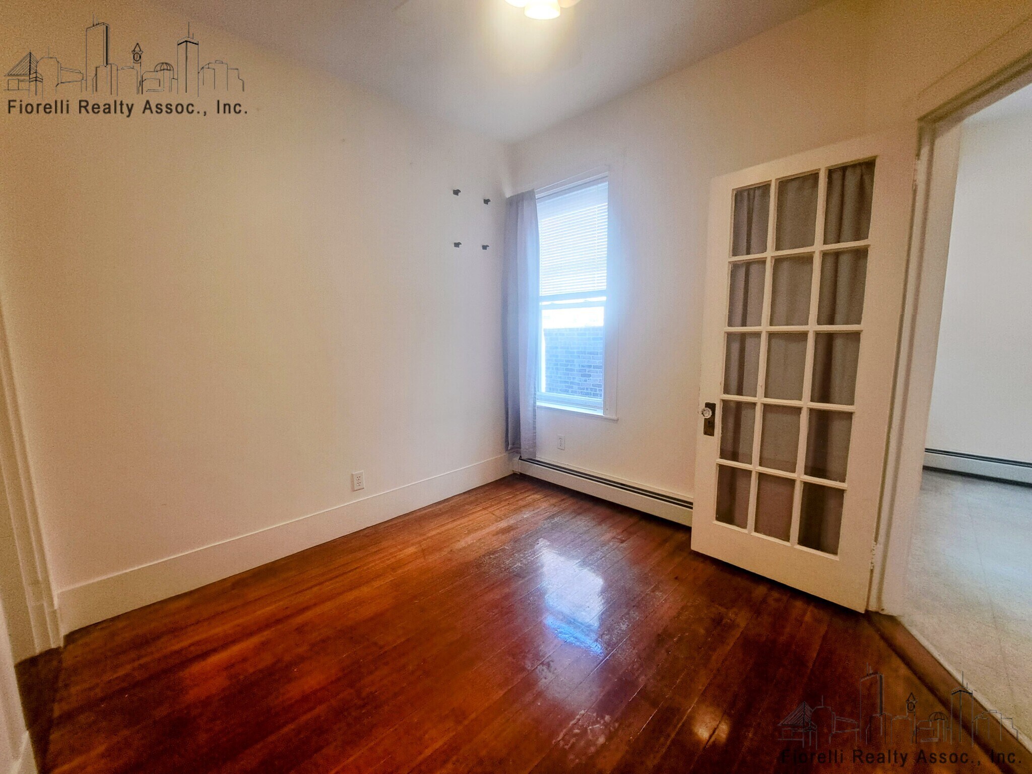 Building Photo - 344 Hanover St