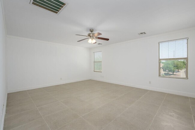 Building Photo - 40262 W Molly Ln