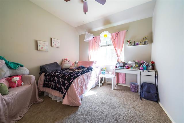 Building Photo - 18667 Gibbons Dr