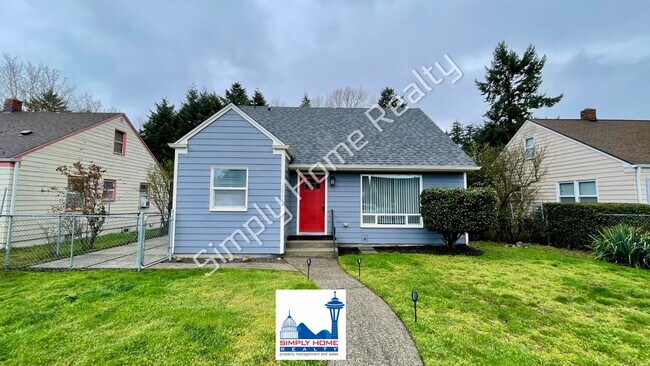 Building Photo - Cute 3 bedroom 2 bath home in Tacoma!