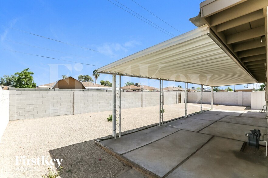 Building Photo - 3124 W San Miguel Ave