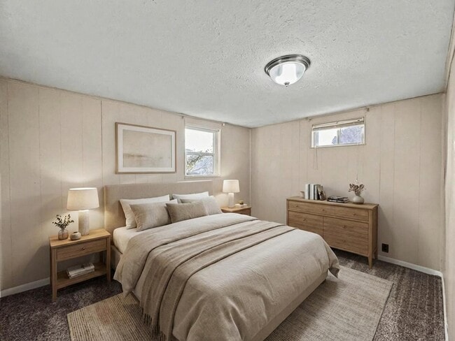 Building Photo - 2235 Clarkson Dr