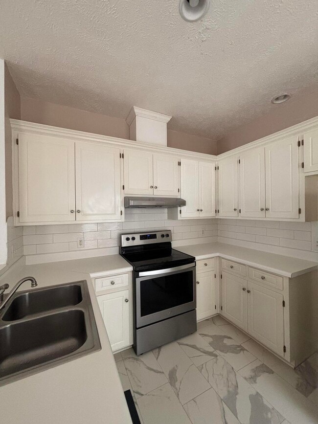 Building Photo - 181 Shelby Dr