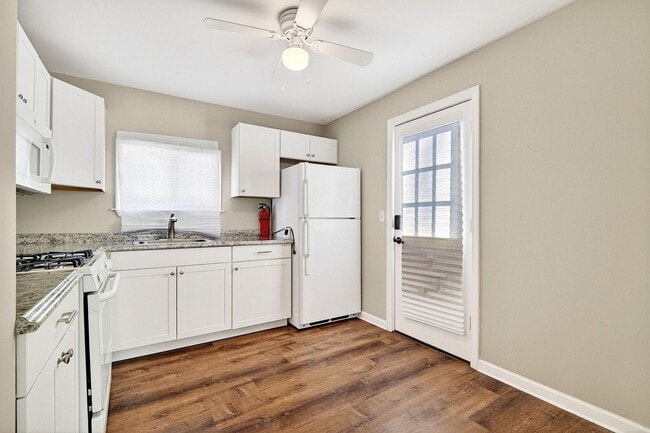 Building Photo - 24 Steinhardt Ave