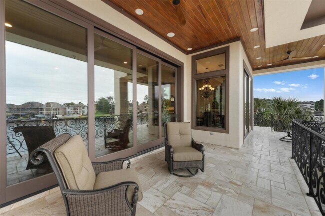 Building Photo - 12375 Tramonto Dr