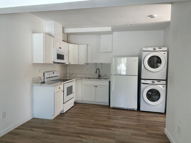 Building Photo - 23811 Bouquet Canyon Pl