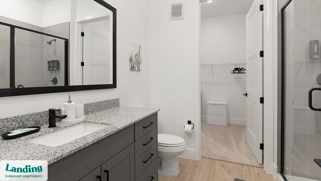 Building Photo - 650 E Sycamore St