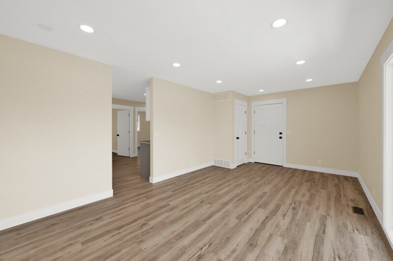 Building Photo - 4017 US-89