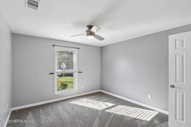 Building Photo - 1854 Lakotna Dr