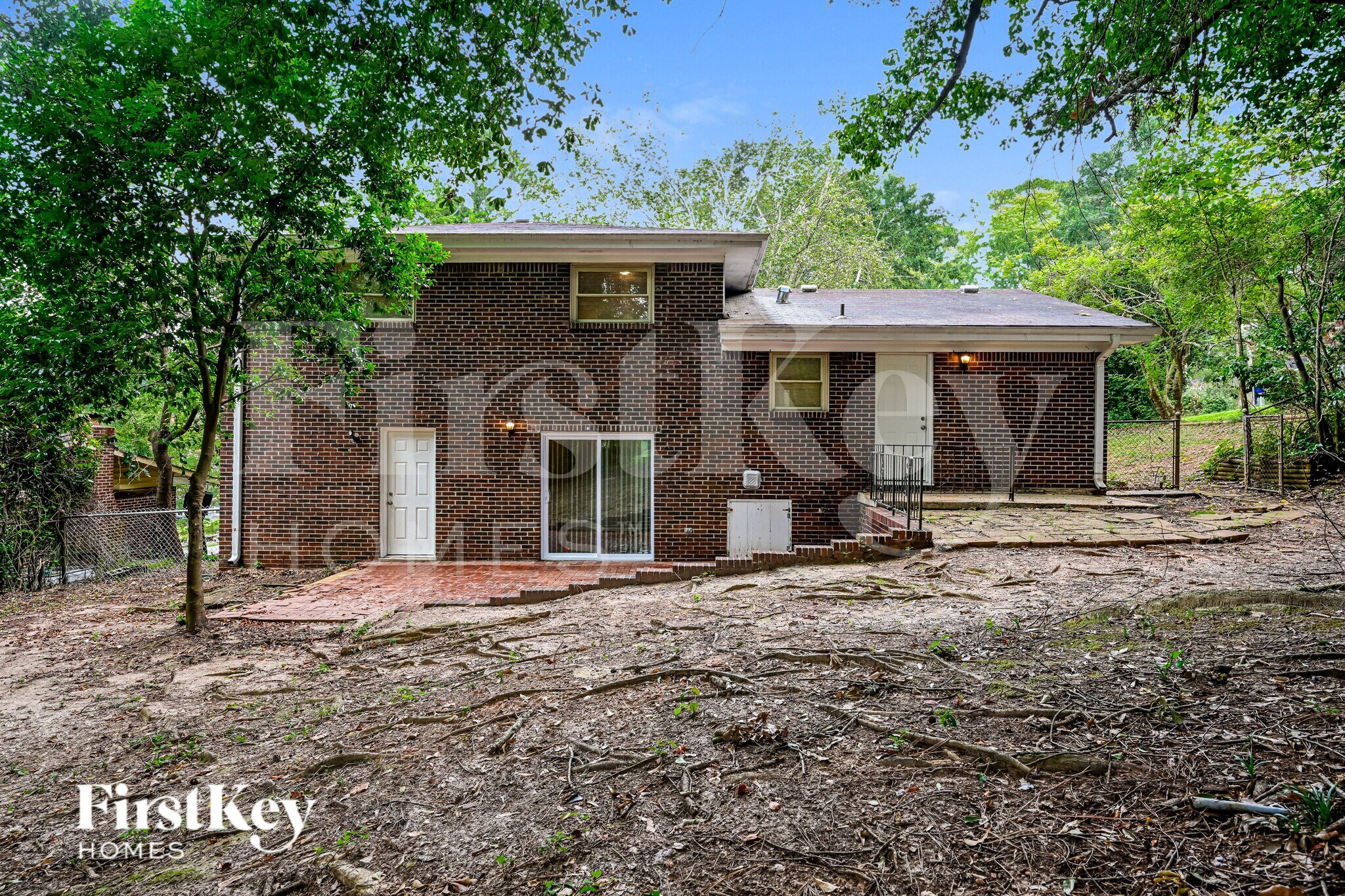 Building Photo - 2344 Tiffany Cir