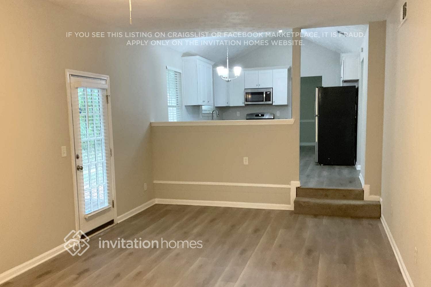 Building Photo - 3261 Sugar Creek Falls Ave SE