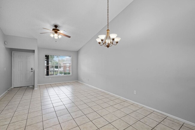 Building Photo - 5441 Lake Margaret Dr