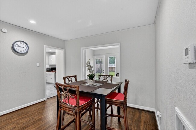 Building Photo - 3863 Arbor St