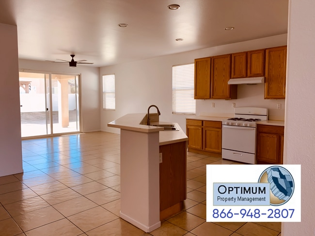Building Photo - Beautiful 4 Bedroom, 2 Bathroom Single-Family Home in the Heart of Adelanto