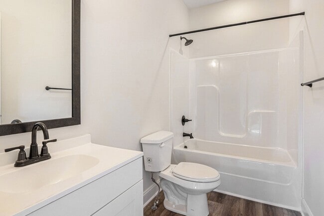 Building Photo - 550 Peachers Mill Rd