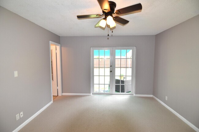 Building Photo - 19287 Liberty Rd