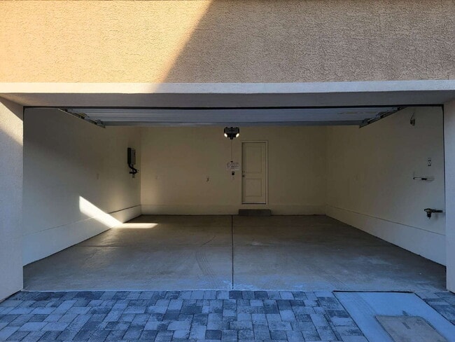 Building Photo - Brand New Home Never Lived In 3 bedroom, 2 bathroom, 2.5 bath, 2 Car Garage