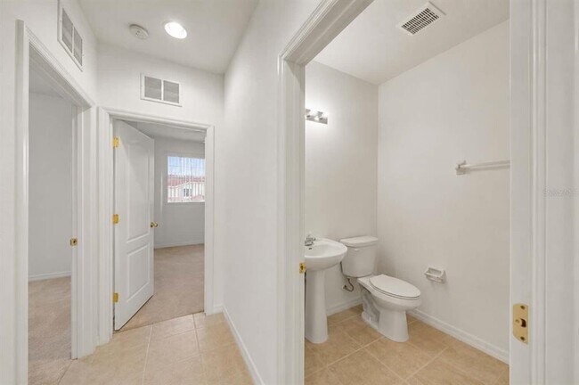 Building Photo - 1183 Jonah Dr