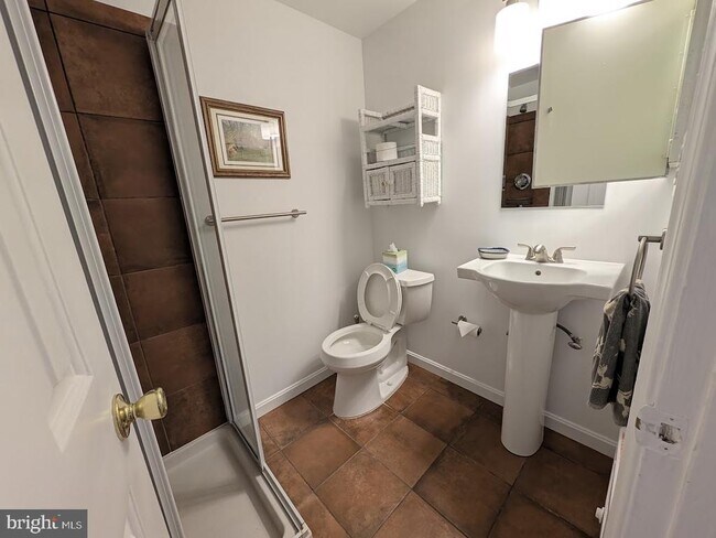 Building Photo - 8241 Clifton Farm Ct