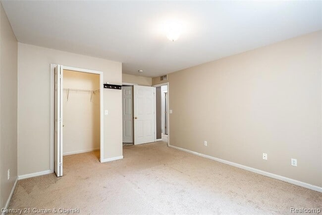 Building Photo - 39660 Rockcrest Ln