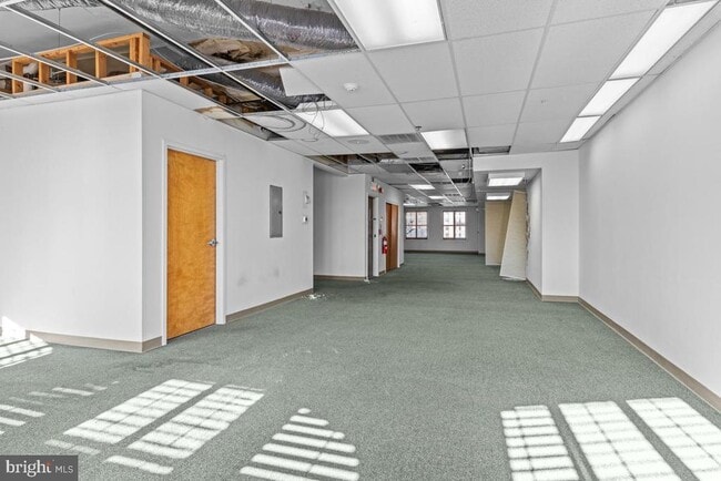 Building Photo - 525 Penn St