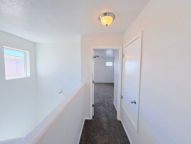 Building Photo - 8323 Groundsel Rd NW