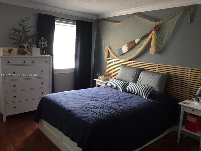 Building Photo - 665 NW 85th Pl