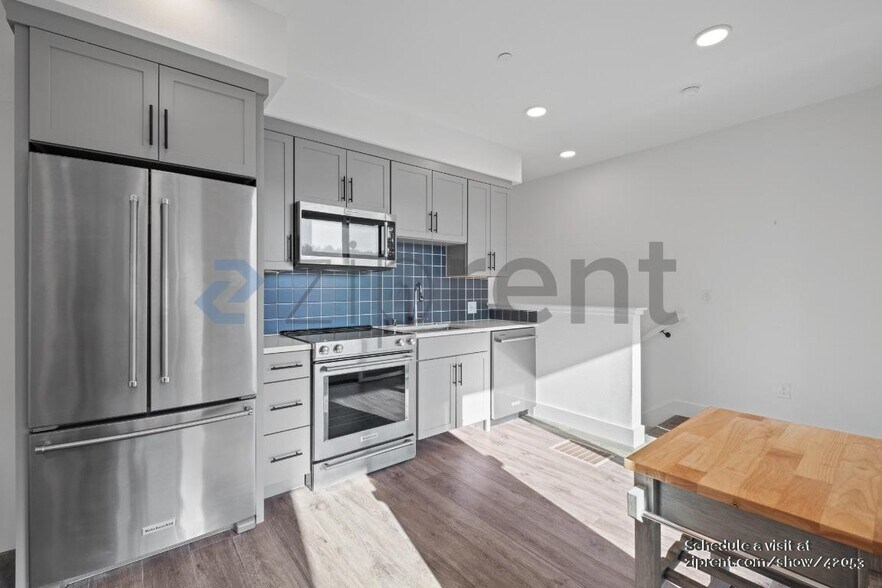 Building Photo - 10300 San Pablo Ave