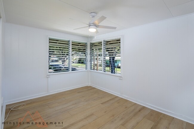 Building Photo - 637 Wyllie St